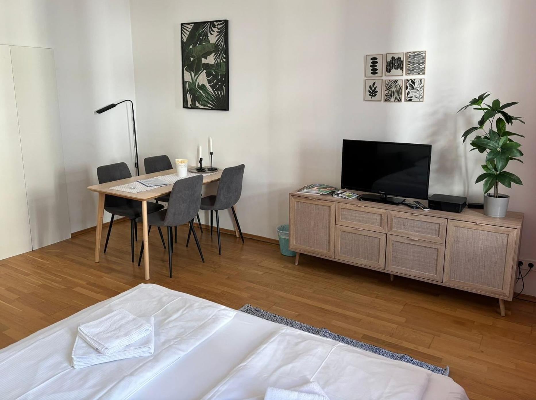Casa Nostra - Helle - Direkt Am Augarten * Wiedeń